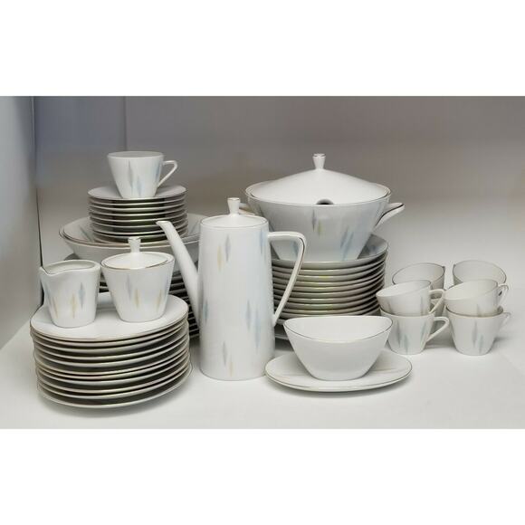 Seltmann Weiden Bavaria Monika Vintage Gold Rims Rare 64 PC Dinnerware China Set - Picture 2 of 16